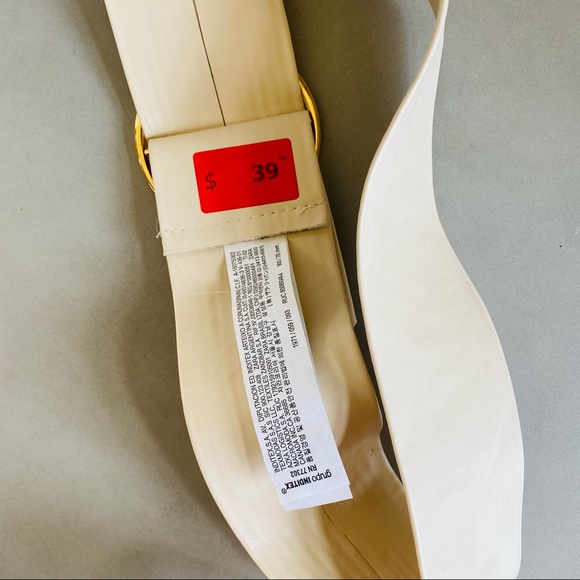 ZARA Cream HighWaisted Oversized Buckle Belt - Picture 5 of 7